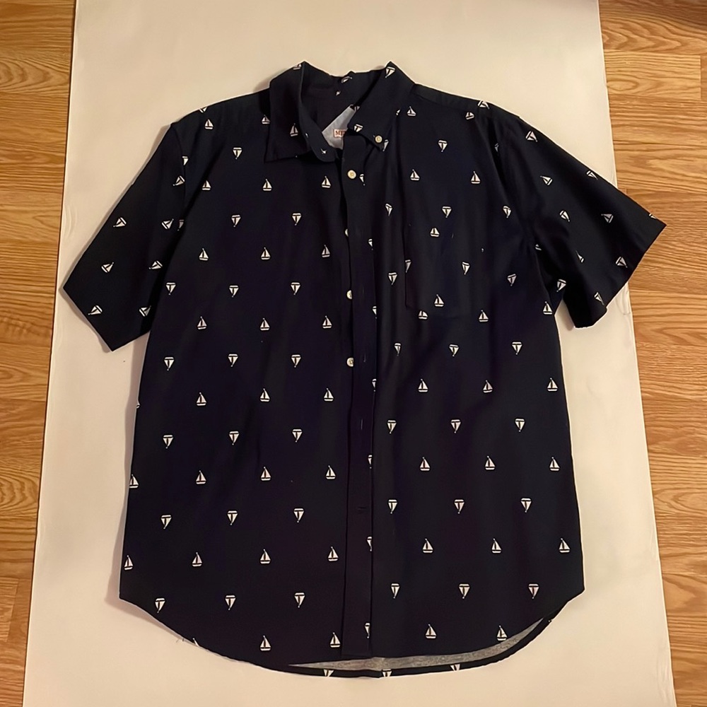 Merona Sailboat Mens Short Sleeve Button Down